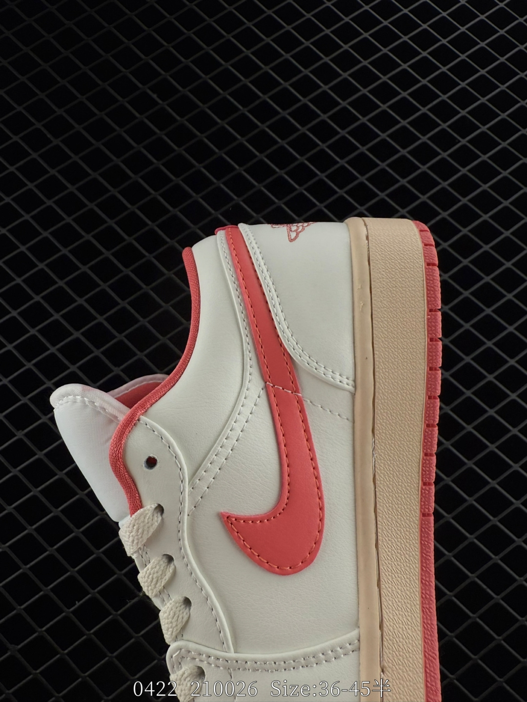 NIKE AIR JORDAN 1 LOW SE